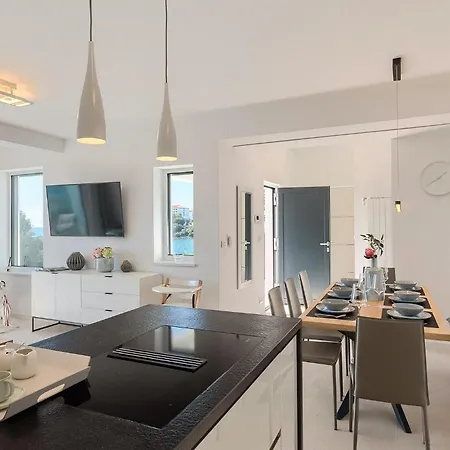 Nelli Holiday home